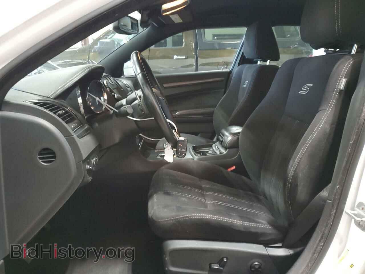 2012 CHRYSLER 300 - VIN: 2C3CCABG0CH182775 - Фото 7