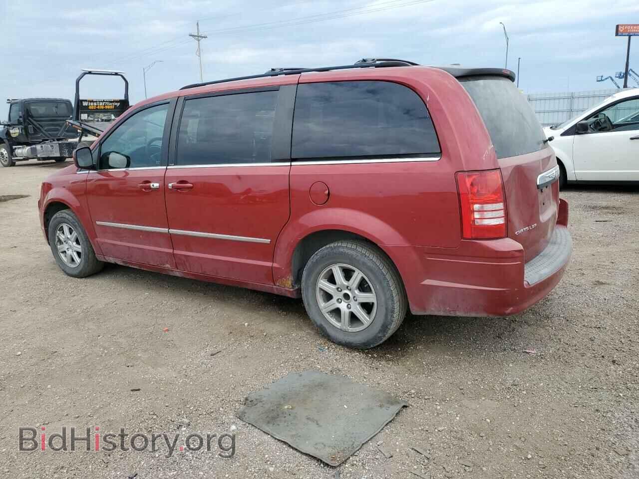 2010 CHRYSLER MINIVAN - VIN: 2A4RR5D17AR150928 - Фото 2