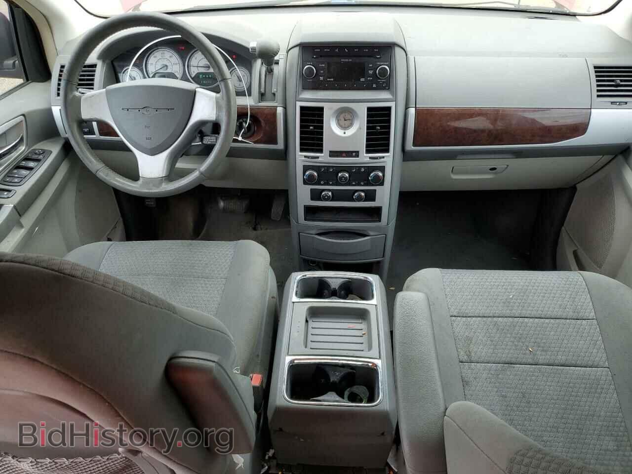 2010 CHRYSLER MINIVAN - VIN: 2A4RR5D17AR150928 - Фото 8