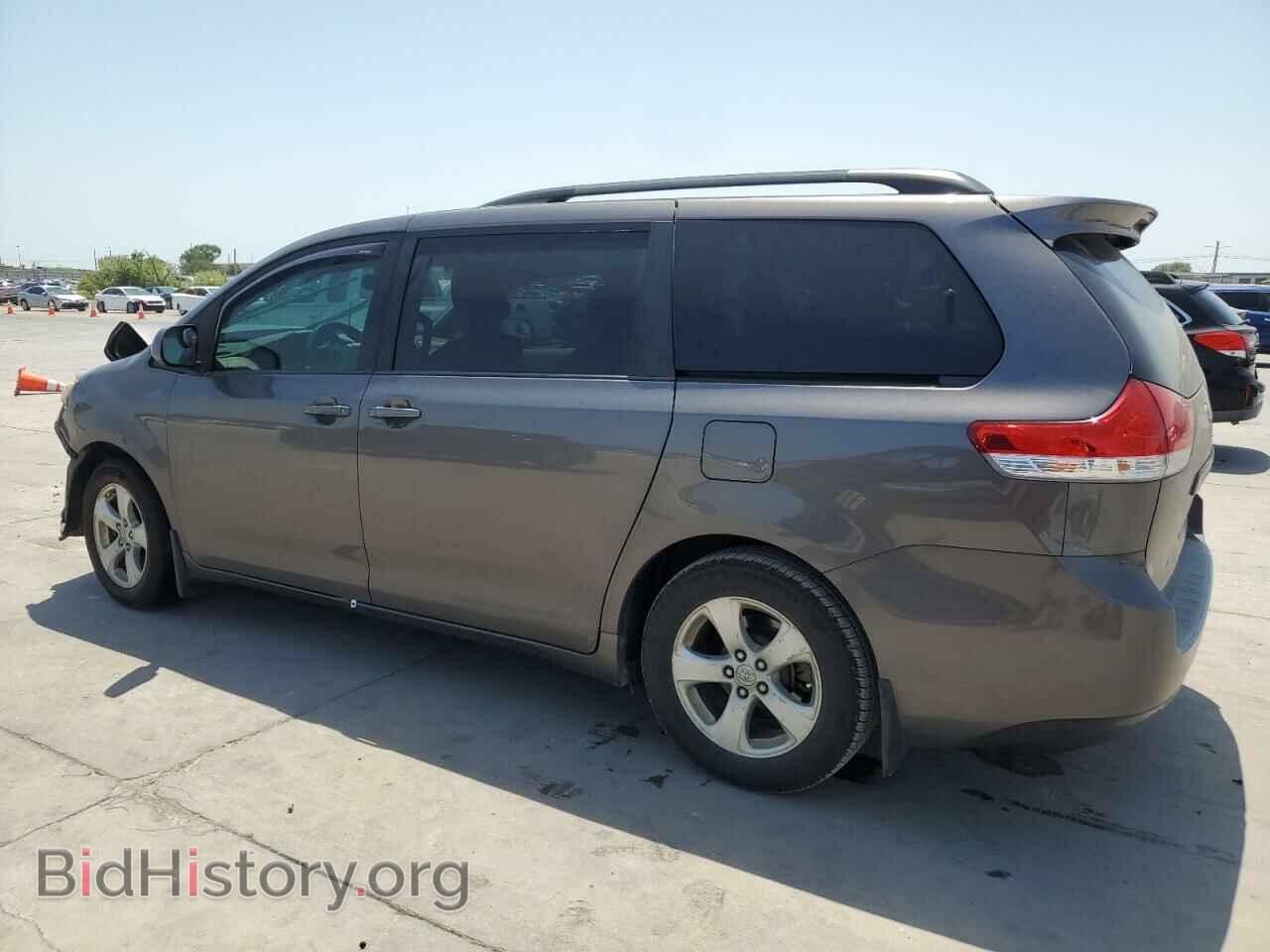 2012 TOYOTA All Models - VIN: 5TDKK3DC3CS279504 - Фото 2