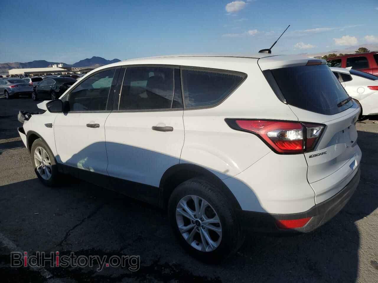 2018 FORD ESCAPE - VIN: 1FMCU0F71JUB44328 - Фото 2