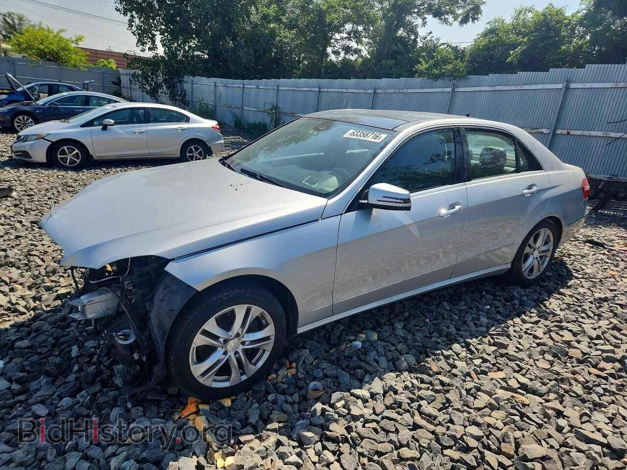 Photo WDDHF8HB7BA354848 - MERCEDES-BENZ E-CLASS 2011