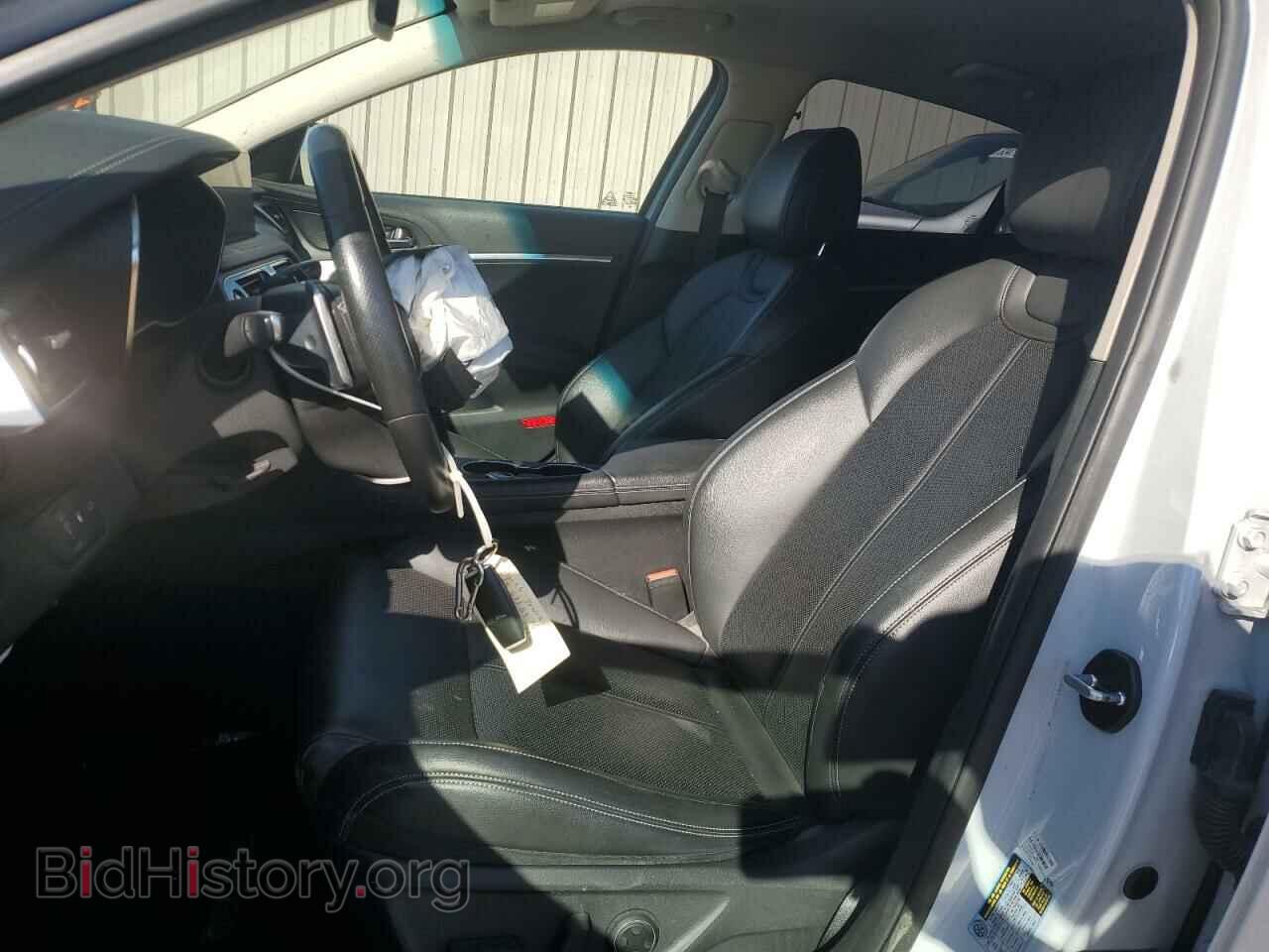 2022 GENESIS G70 BASE - VIN: KMTG34TA5NU094556 - Photo 7