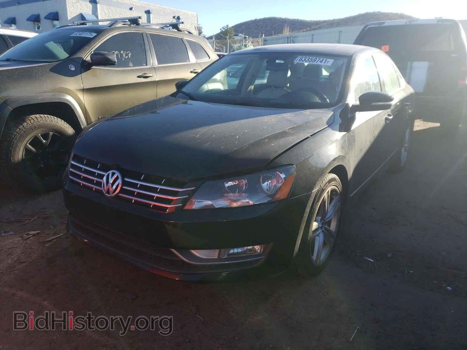 2013 VOLKSWAGEN PASSAT - VIN: 1VWCN7A32DC028237 - Фото 2