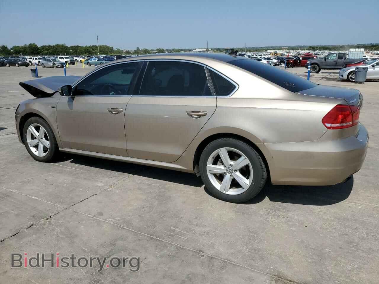2015 VOLKSWAGEN PASSAT - VIN: 1VWAS7A33FC098428 - Фото 2