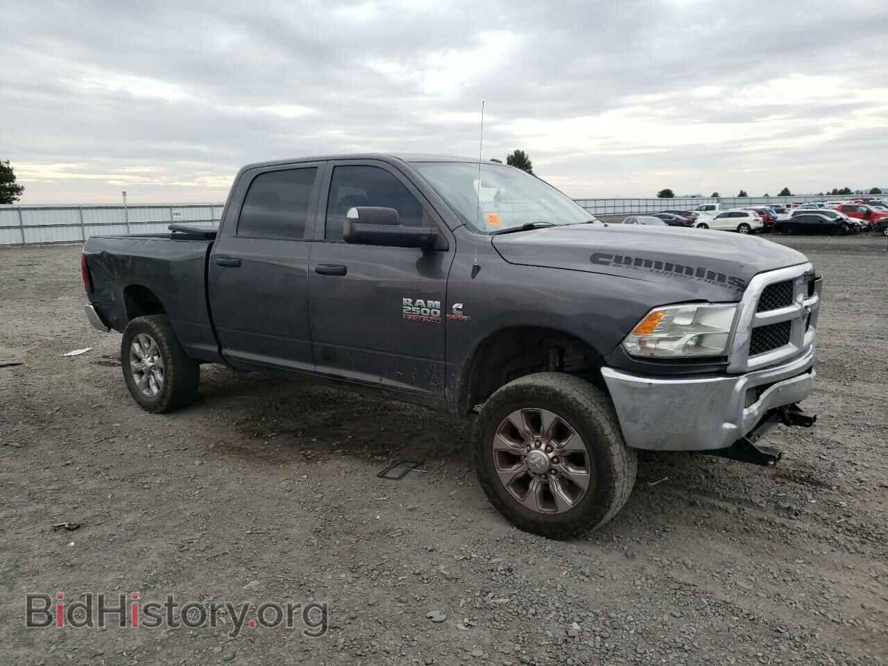 2014 RAM All Models - VIN: 3C6UR5CL8EG258853 - Photo 4