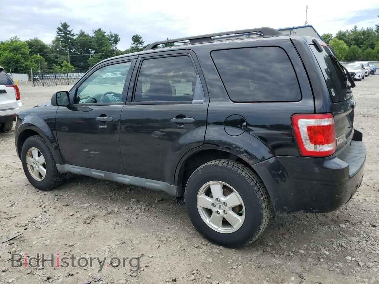 2011 FORD ESCAPE - VIN: 1FMCU0DG2BKC30702 - Фото 2