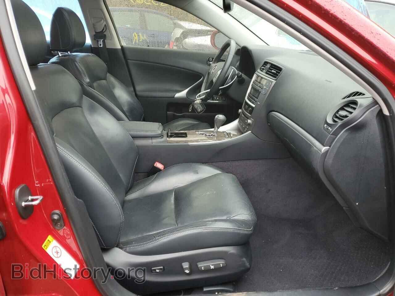 2011 LEXUS IS - VIN: JTHBF5C2XB5142815 - Фото 5