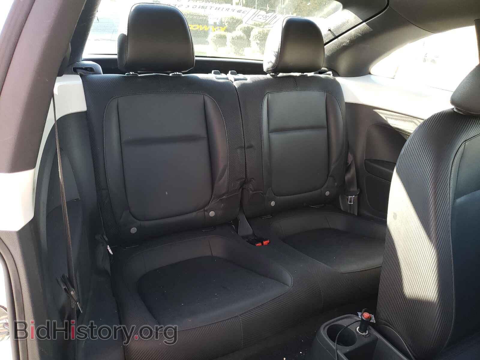 2012 VOLKSWAGEN BEETLE - VIN: 3VWJP7AT3CM611530 - Фото 6