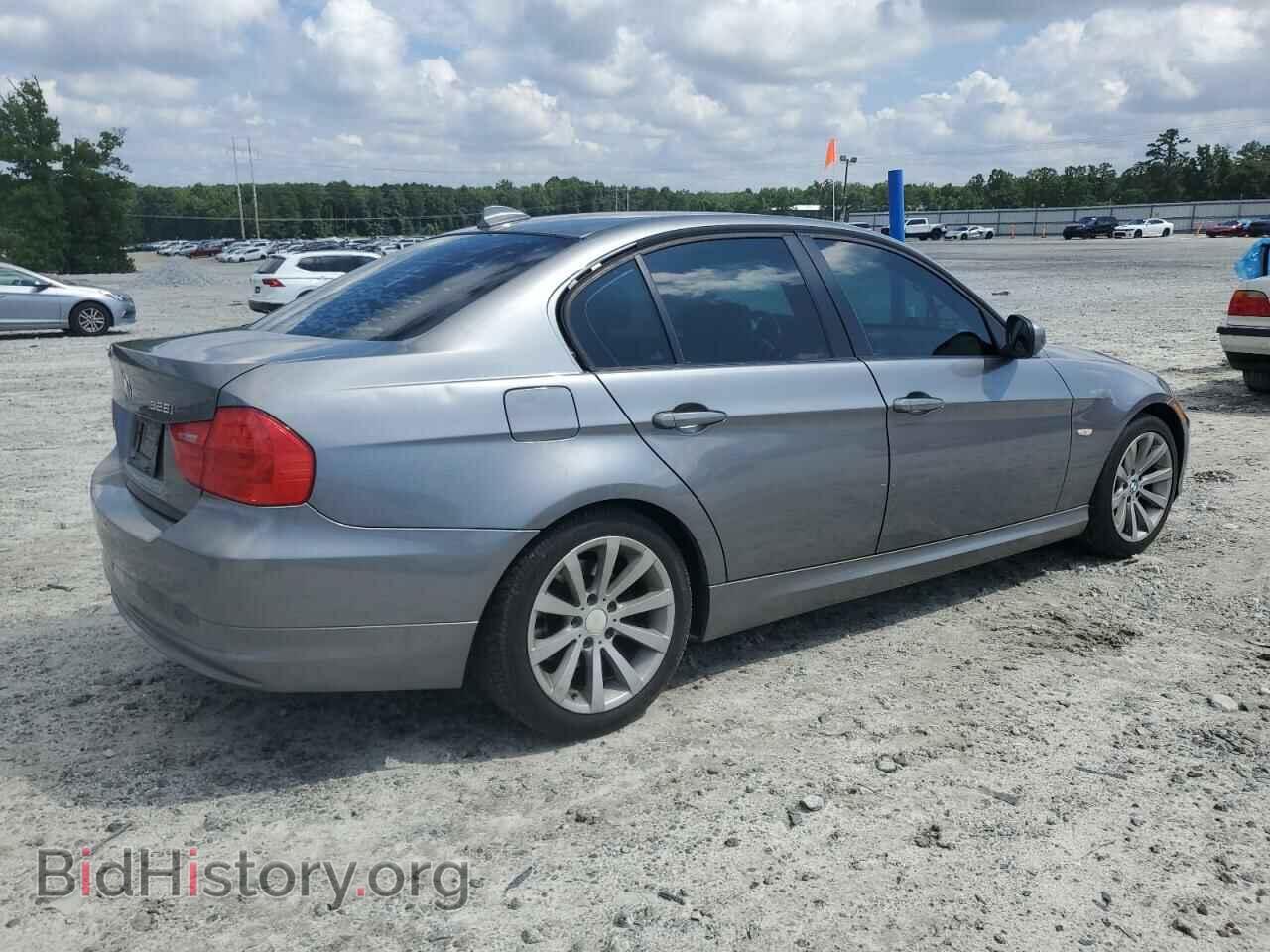 2011 BMW 3 SERIES - VIN: WBAPH7C50BE675857 - Фото 3