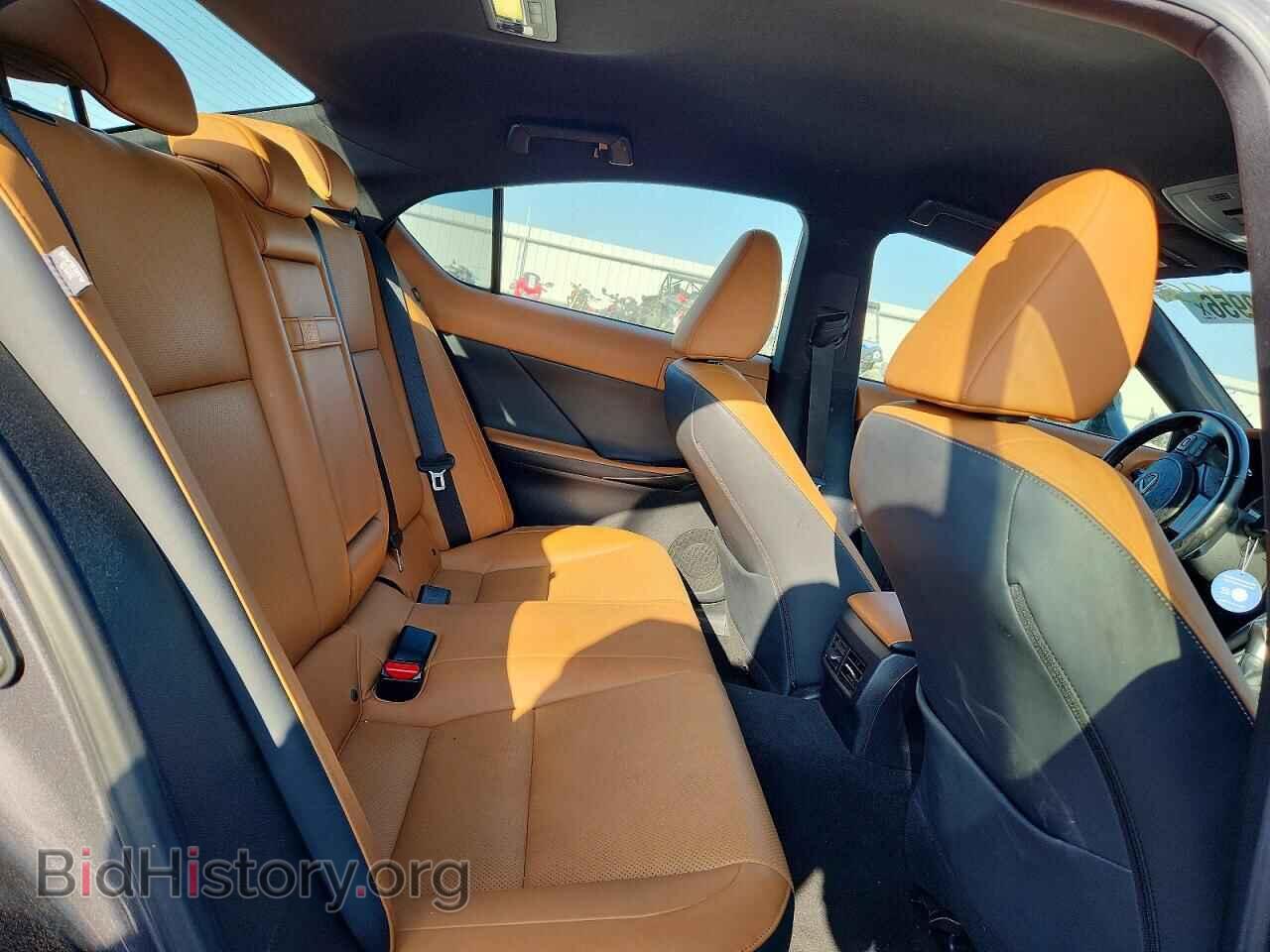 2022 LEXUS IS - VIN: JTHAA1D22N5122029 - Photo 10