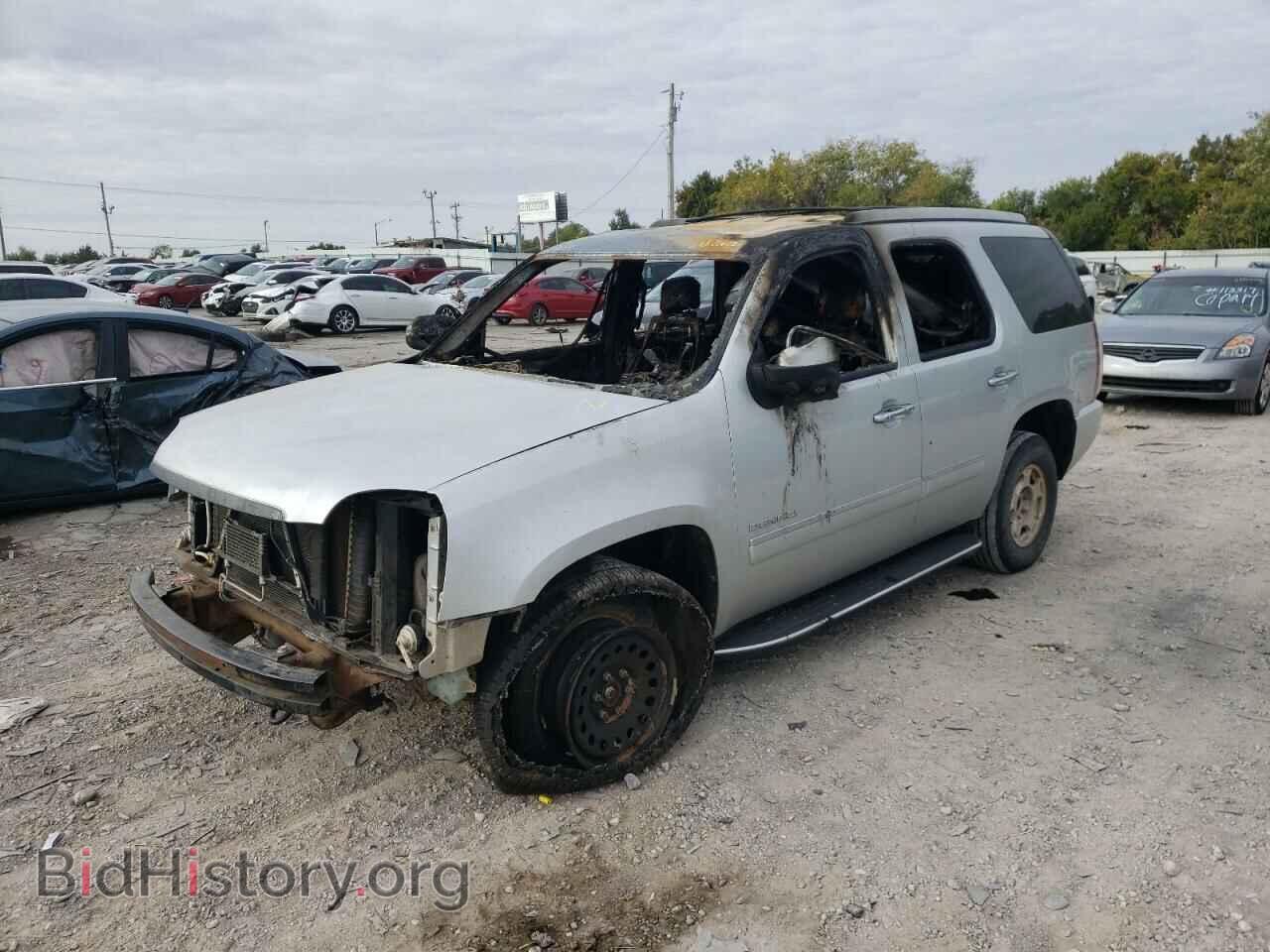 2012 GMC YUKON - VIN: 1GKS2EEF0CR296199 - Фото 2