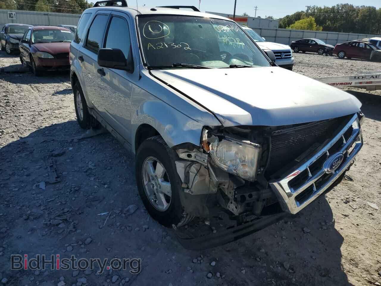 Фотография 1FMCU0D74BKA21302 - FORD ESCAPE 2011
