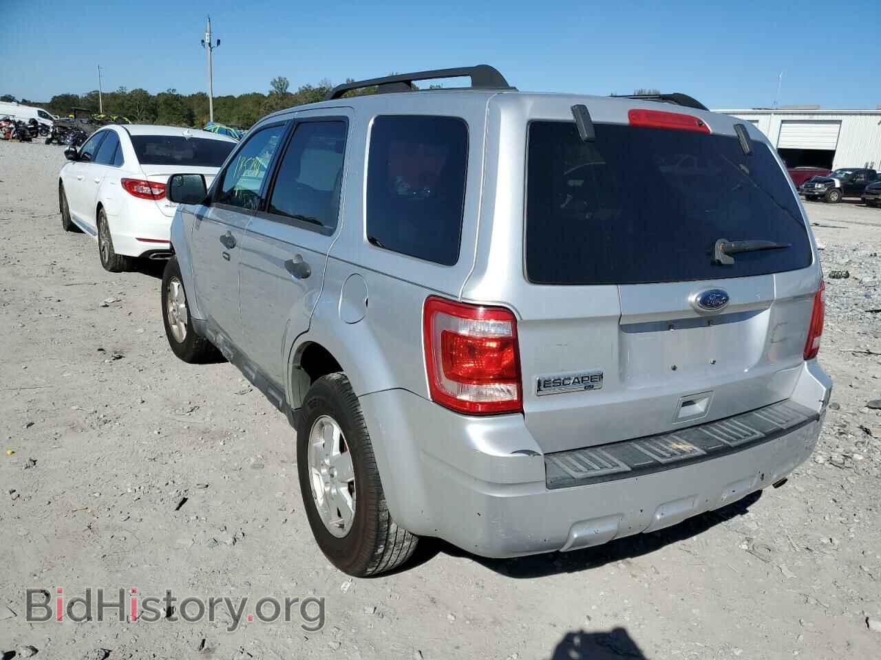2011 FORD ESCAPE - VIN: 1FMCU0D74BKA21302 - Фото 3
