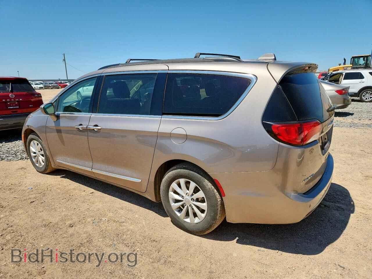 2017 CHRYSLER PACIFICA - VIN: 2C4RC1BG5HR569605 - Фото 2
