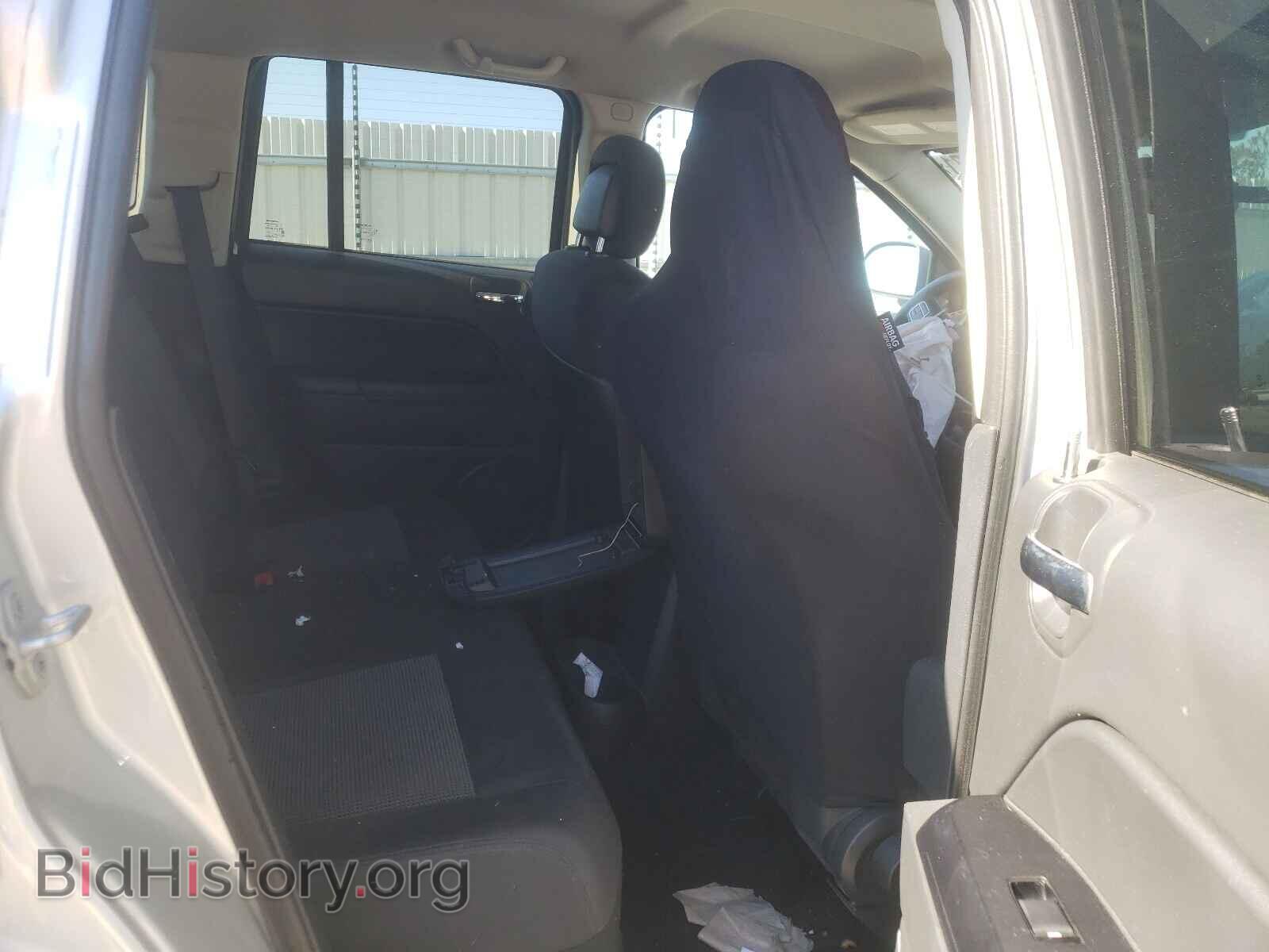 2012 JEEP COMPASS - VIN: 1C4NJCBA0CD522571 - Photo 6