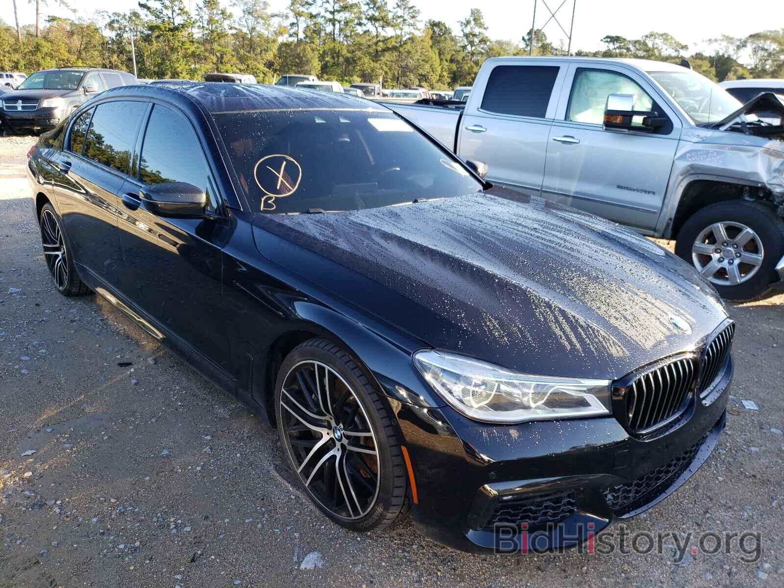 Photo WBA7F0C35HGM22204 - BMW 7 SERIES 2017