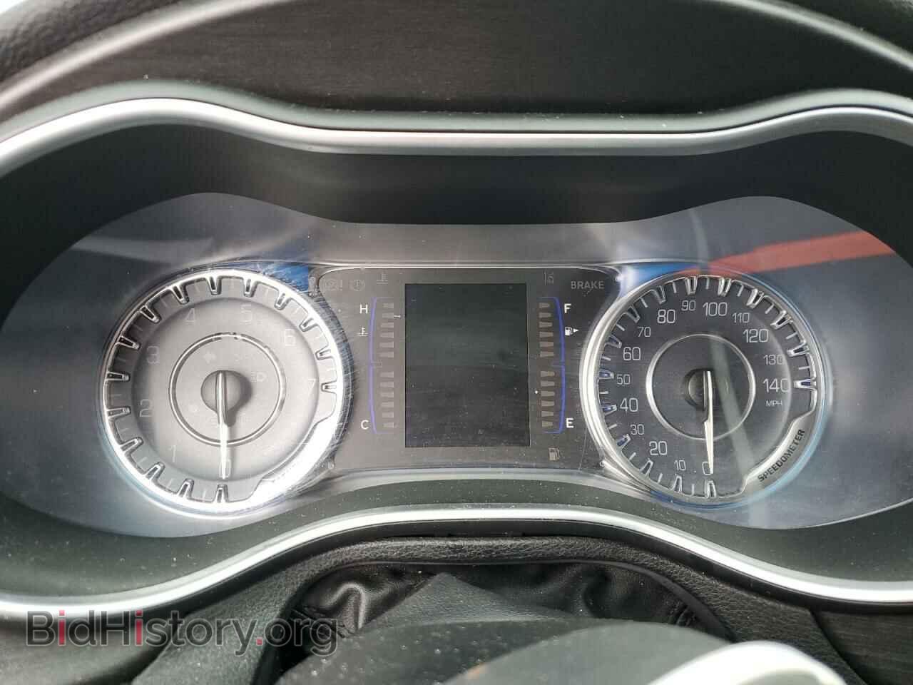 2016 CHRYSLER 200 - VIN: 1C3CCCAB8GN106493 - Фото 9