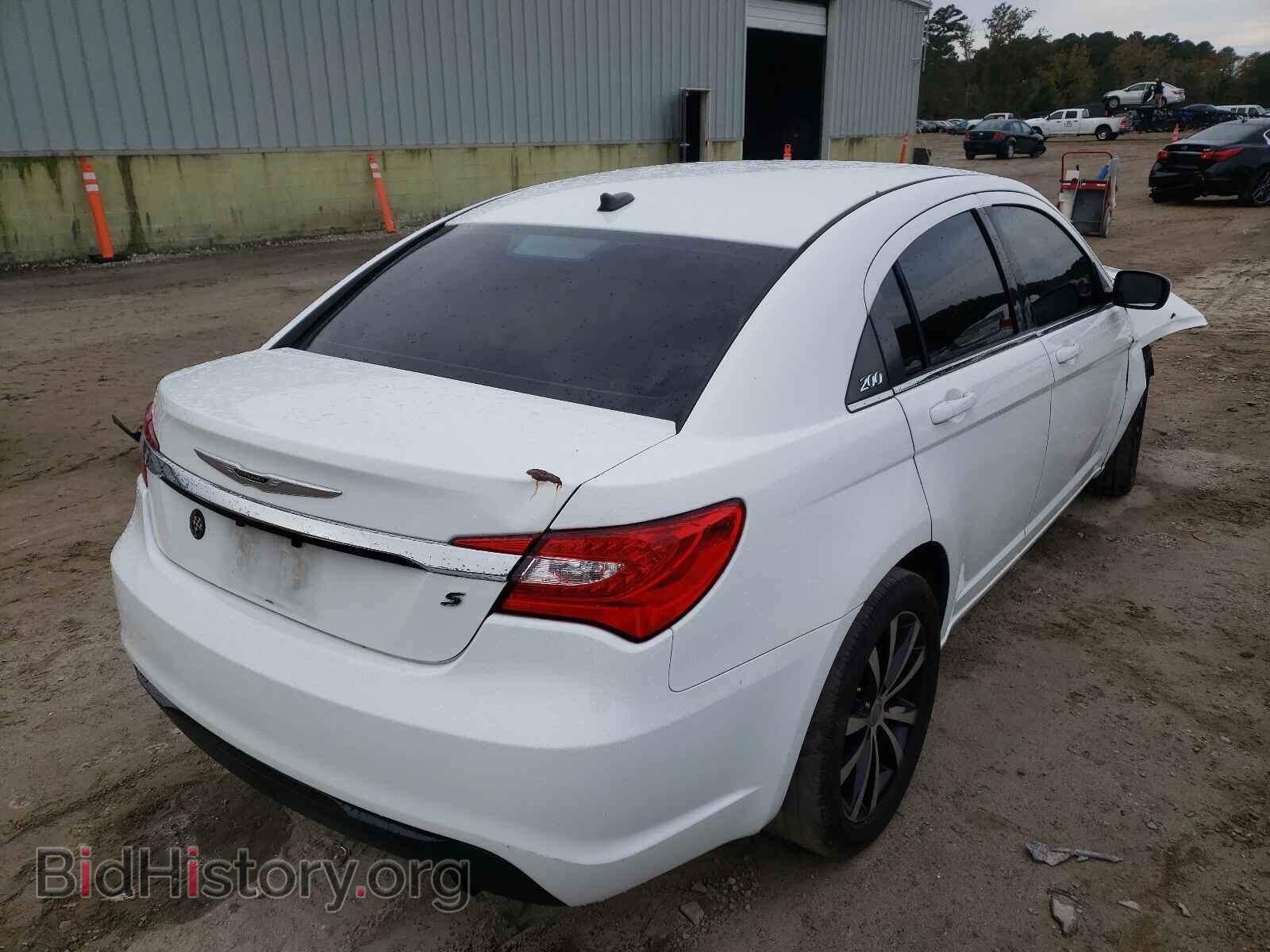 2014 CHRYSLER 200 - VIN: 1C3CCBBB8EN107729 - Фото 4