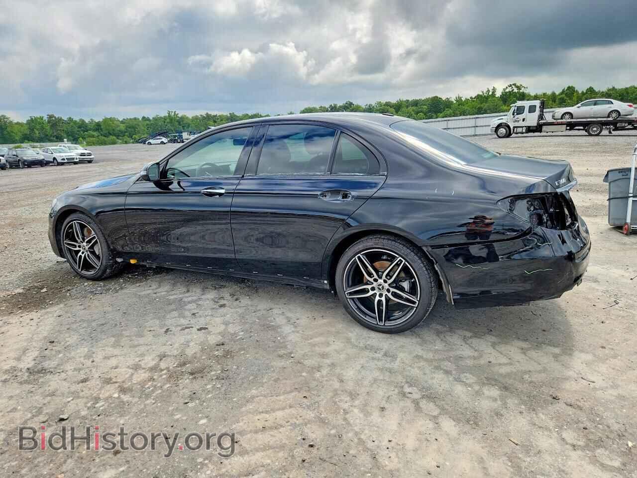 2019 MERCEDES-BENZ E-CLASS - VIN: WDDZF4KB9KA582002 - Фото 2