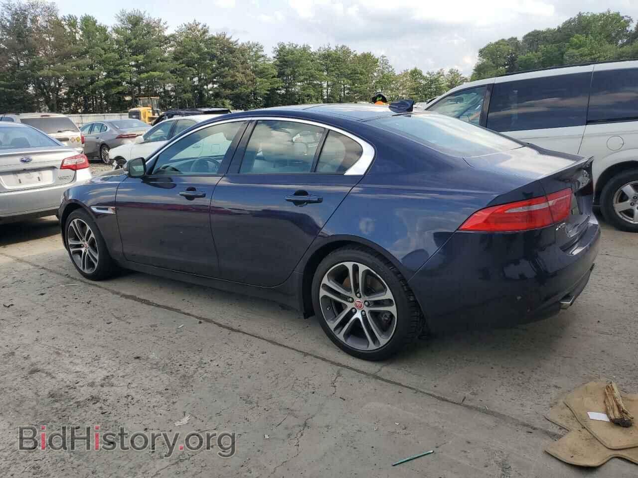 2017 JAGUAR XE - VIN: SAJAJ4BV7HA975247 - Фото 2