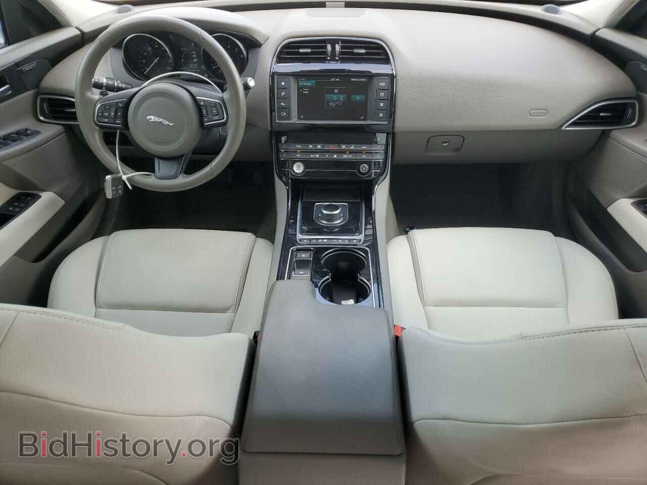 2017 JAGUAR XE - VIN: SAJAJ4BV7HA975247 - Фото 8