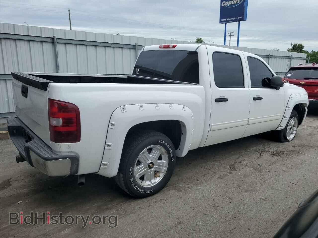 2011 CHEVROLET ALL Models - VIN: 3GCPKSE39BG390103 - Фото 3