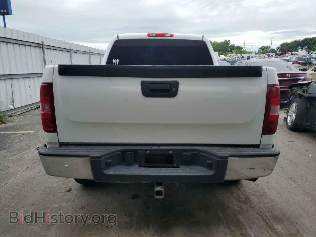 2011 CHEVROLET ALL Models - VIN: 3GCPKSE39BG390103 - Фото 6