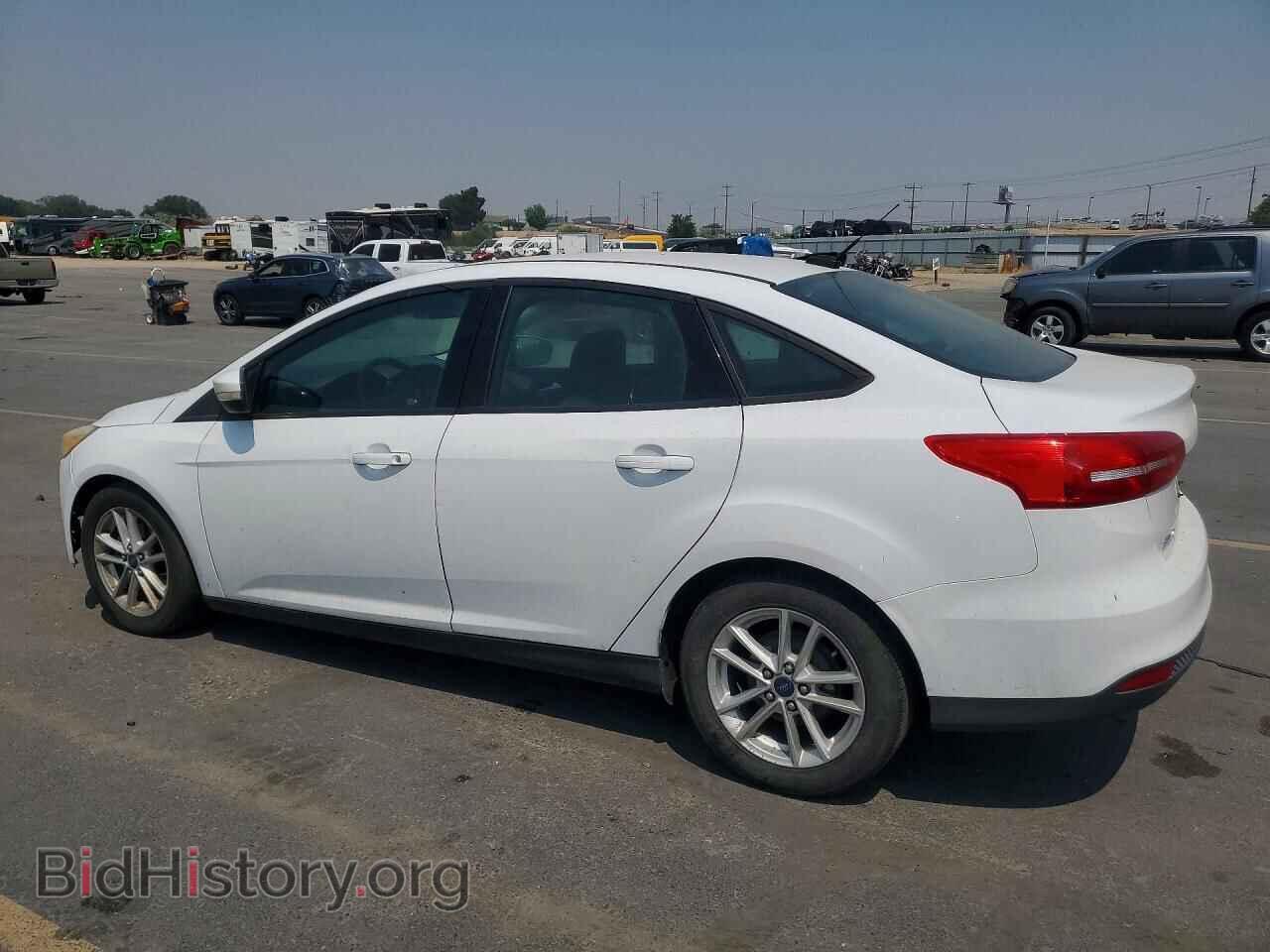 2016 FORD FOCUS - VIN: 1FADP3F22GL221136 - Photo 2