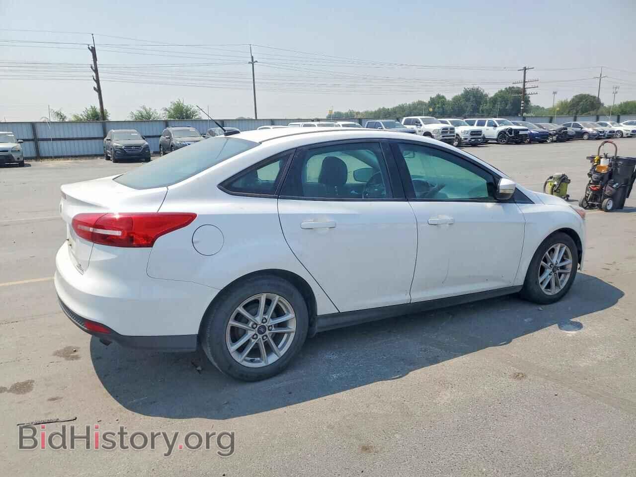 2016 FORD FOCUS - VIN: 1FADP3F22GL221136 - Photo 3
