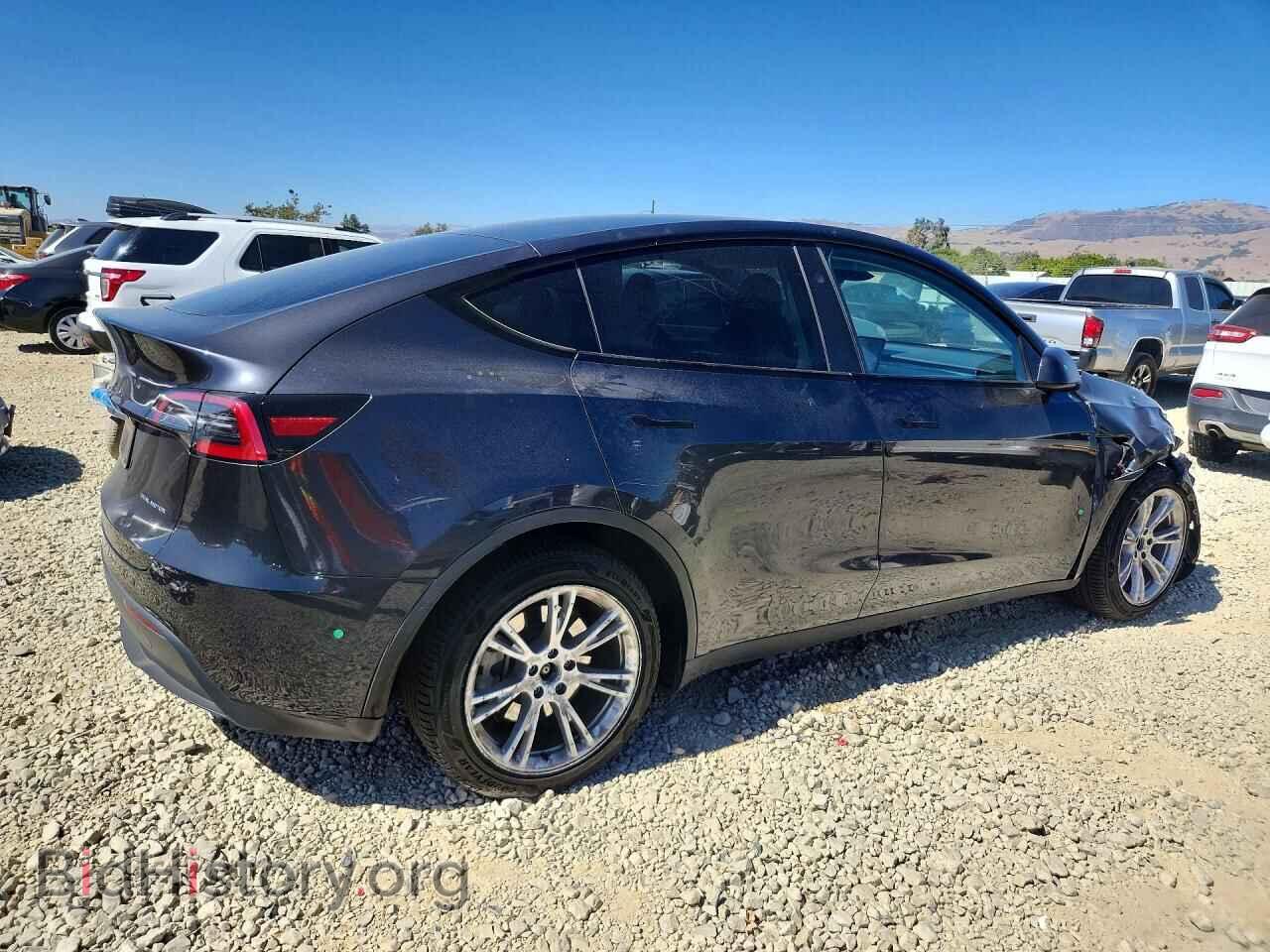 2024 TESLA MODEL Y - VIN: 7SAYGDEE4RF013782 - Photo 3
