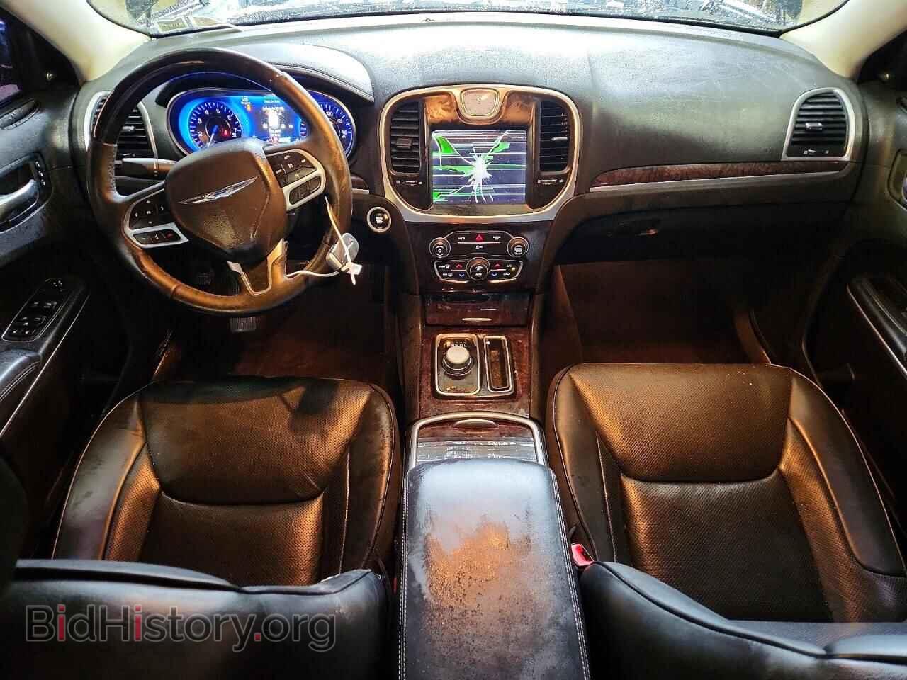 2017 CHRYSLER 300 - VIN: 2C3CCAKG3HH653678 - Фото 8