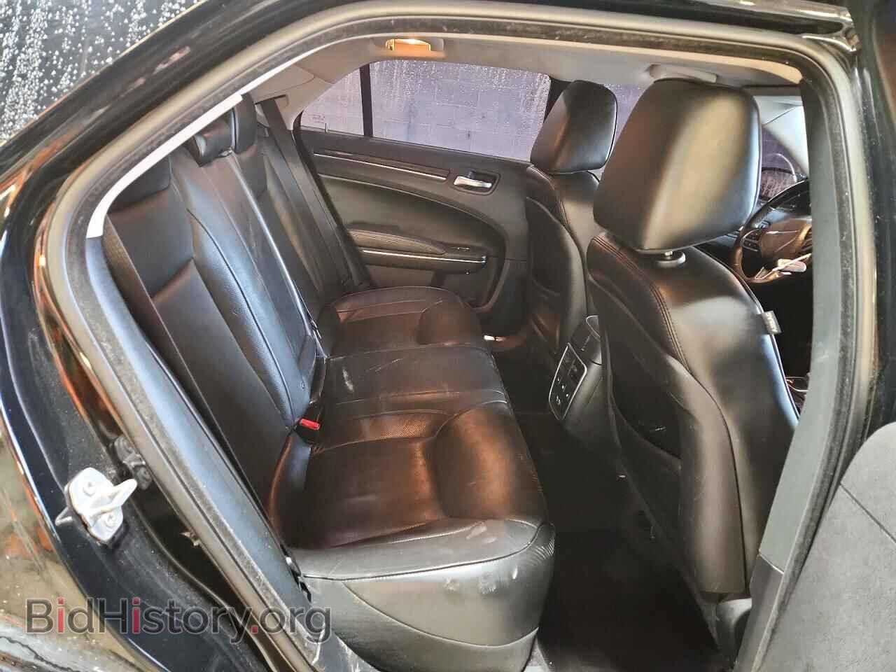 2017 CHRYSLER 300 - VIN: 2C3CCAKG3HH653678 - Фото 10