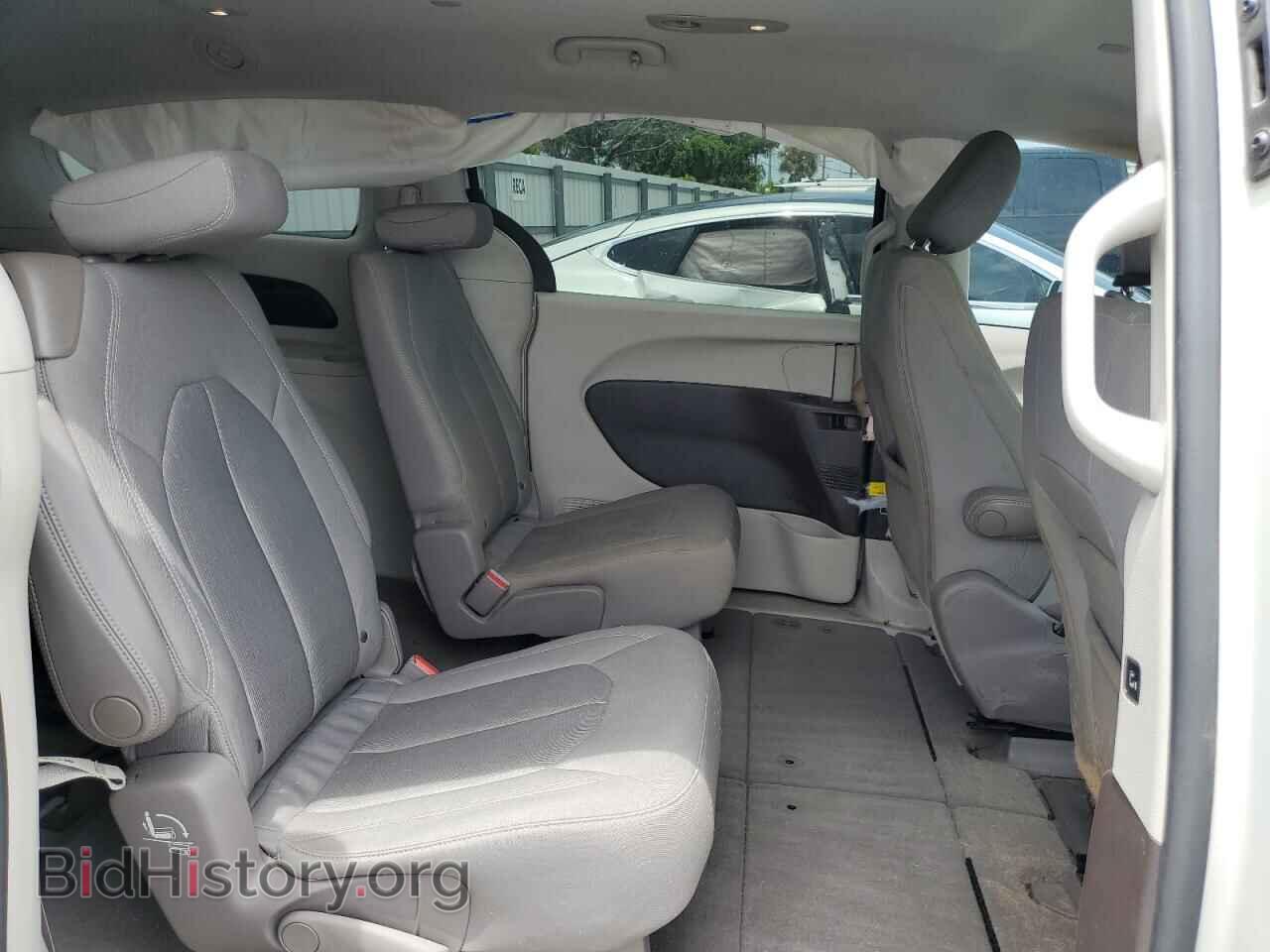 2017 CHRYSLER PACIFICA - VIN: 2C4RC1DGXHR551677 - Фото 11