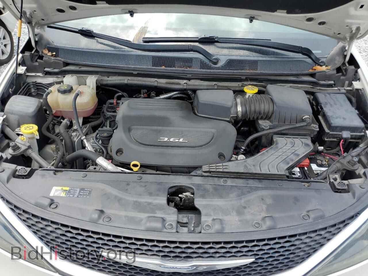2017 CHRYSLER PACIFICA - VIN: 2C4RC1DGXHR551677 - Фото 12