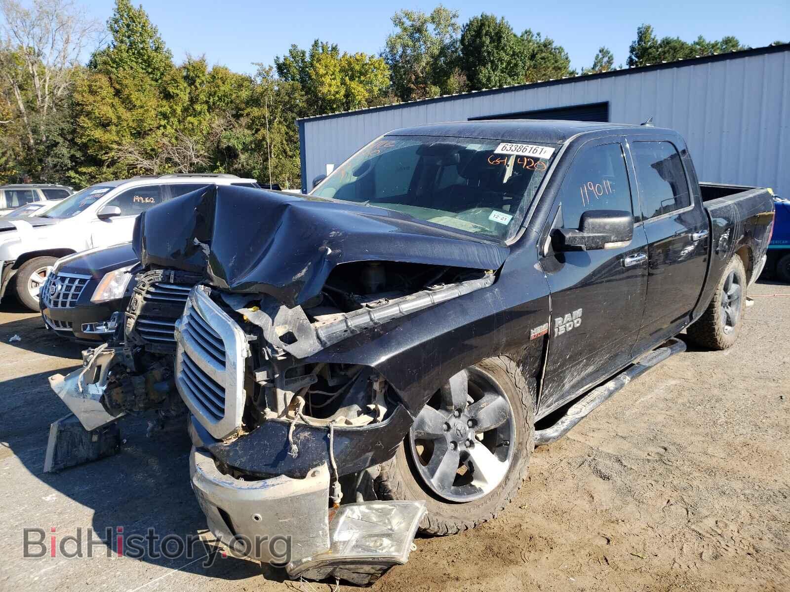 2017 RAM 1500 - VIN: 1C6RR7LTXHS641420 - Фото 2
