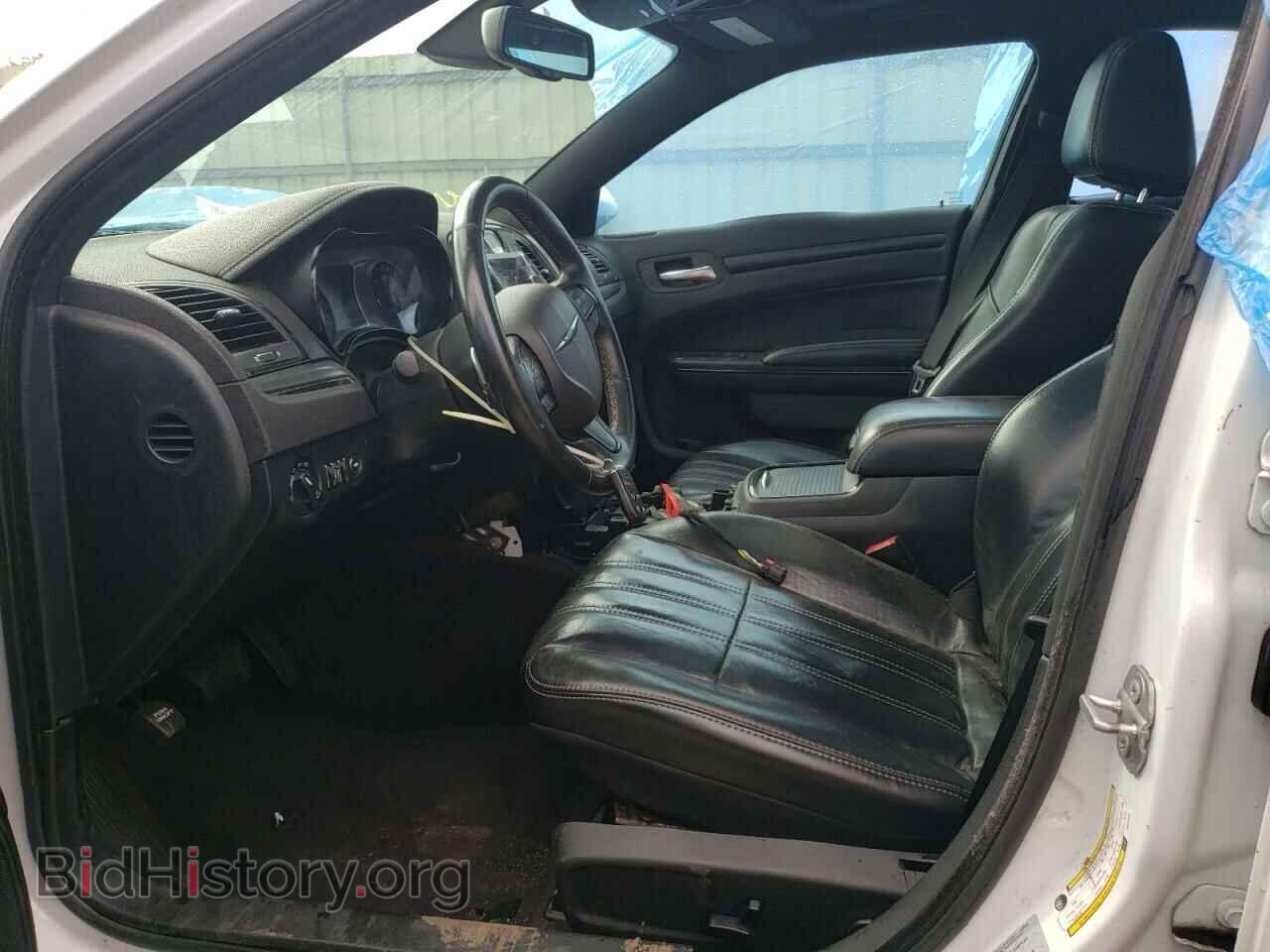 2016 CHRYSLER 300 - VIN: 2C3CCABG4GH243910 - Фото 7