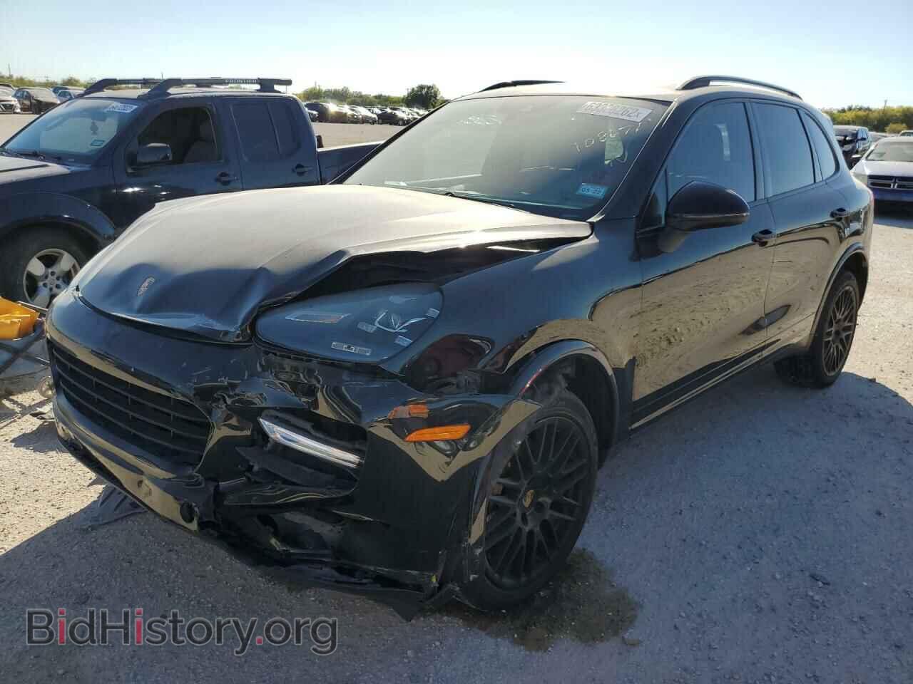 2017 PORSCHE CAYENNE - VIN: WP1AA2A26HKA84711 - Фото 2