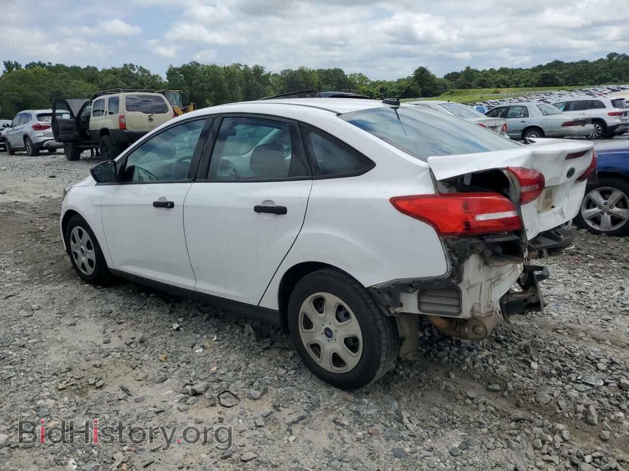 2017 FORD FOCUS - VIN: 1FADP3E26HL201703 - Photo 2