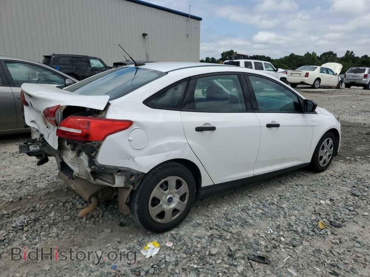 2017 FORD FOCUS - VIN: 1FADP3E26HL201703 - Photo 3