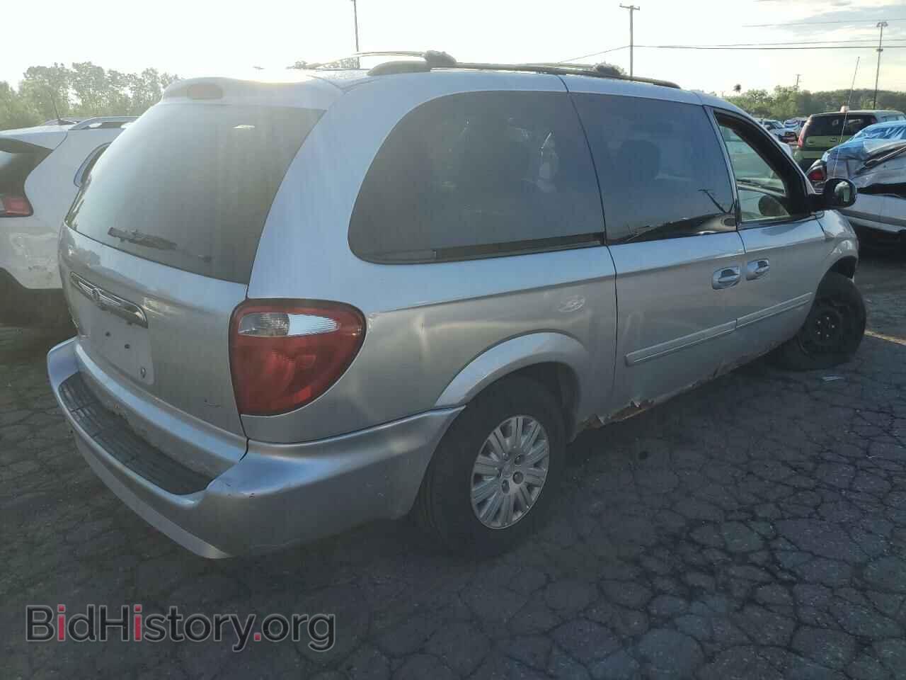 2007 CHRYSLER MINIVAN - VIN: 2A8GP44R77R331094 - Фото 3