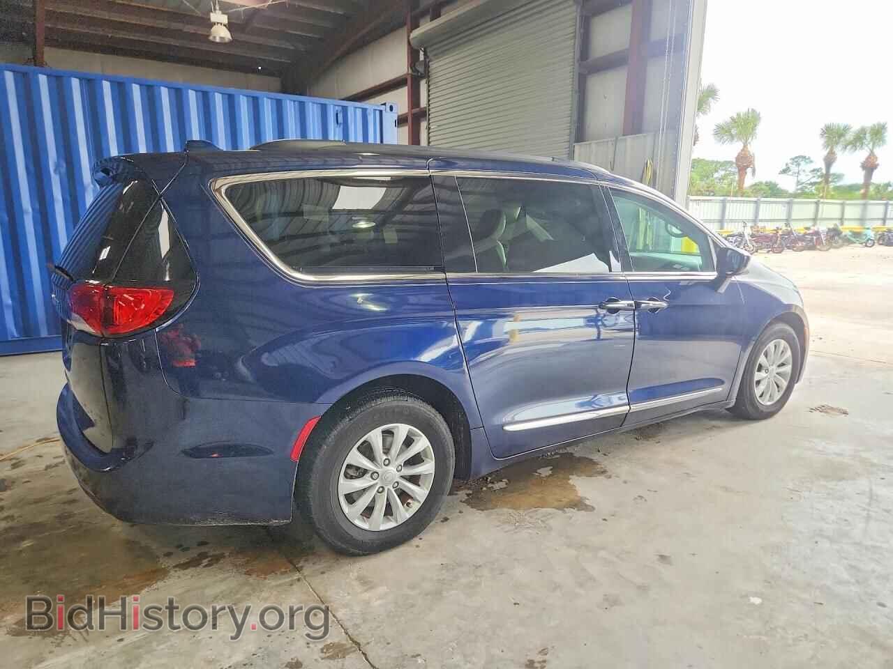 2017 CHRYSLER PACIFICA - VIN: 2C4RC1BG9HR730392 - Фото 3