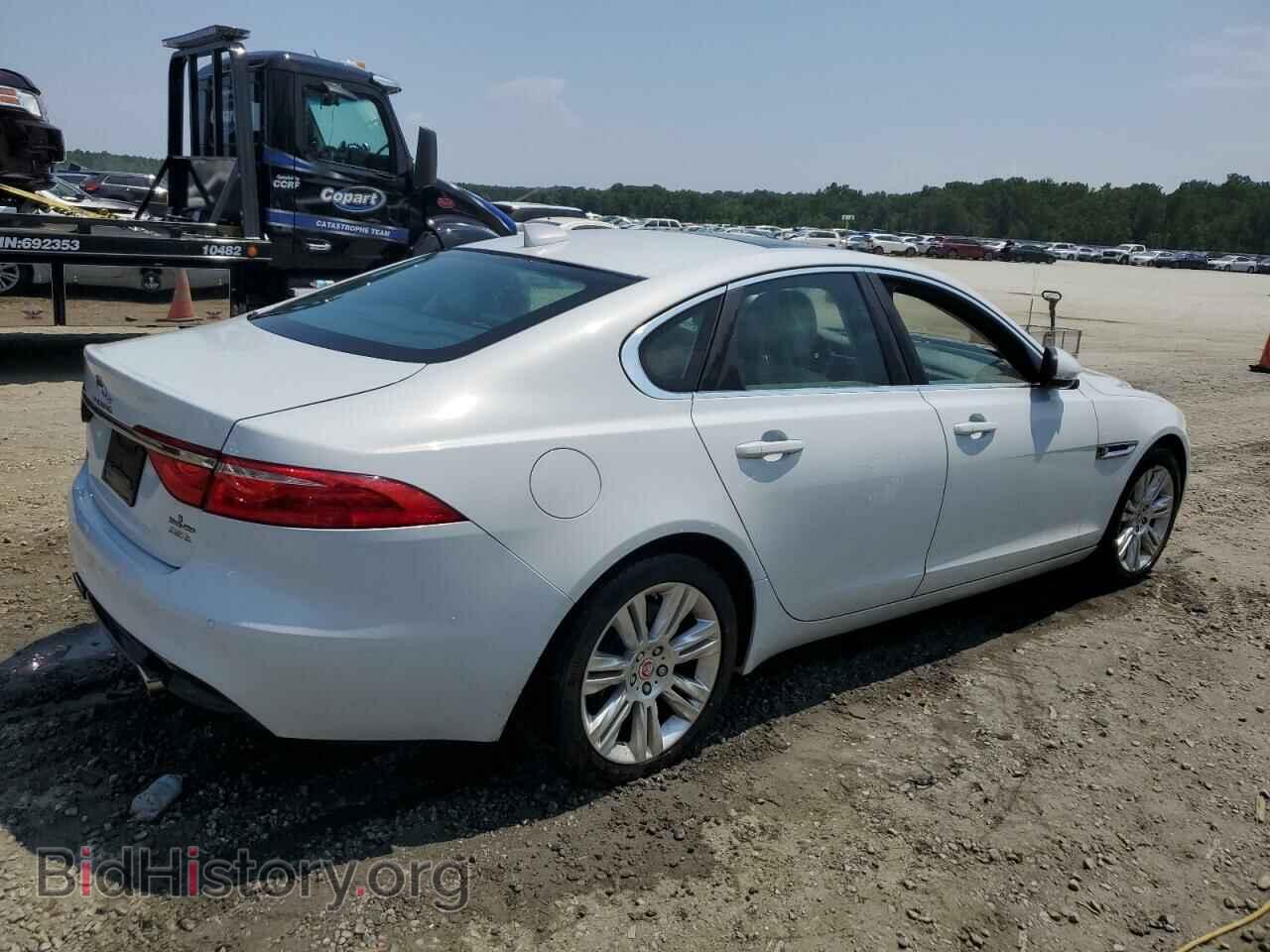 2017 JAGUAR XF - VIN: SAJBD4BV2HCY33422 - Фото 3