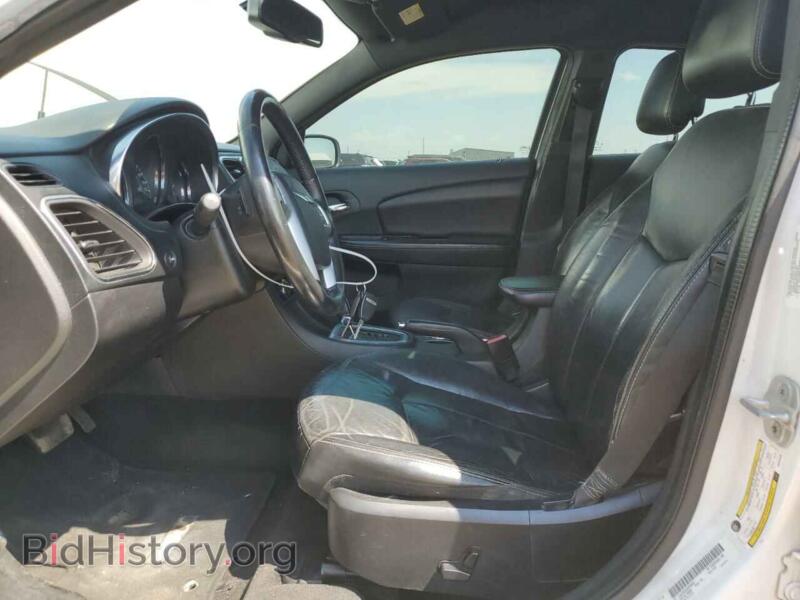 2013 Chrysler 200 (VIN 1C3CCBCG4DN559055) — фото 7 из 12