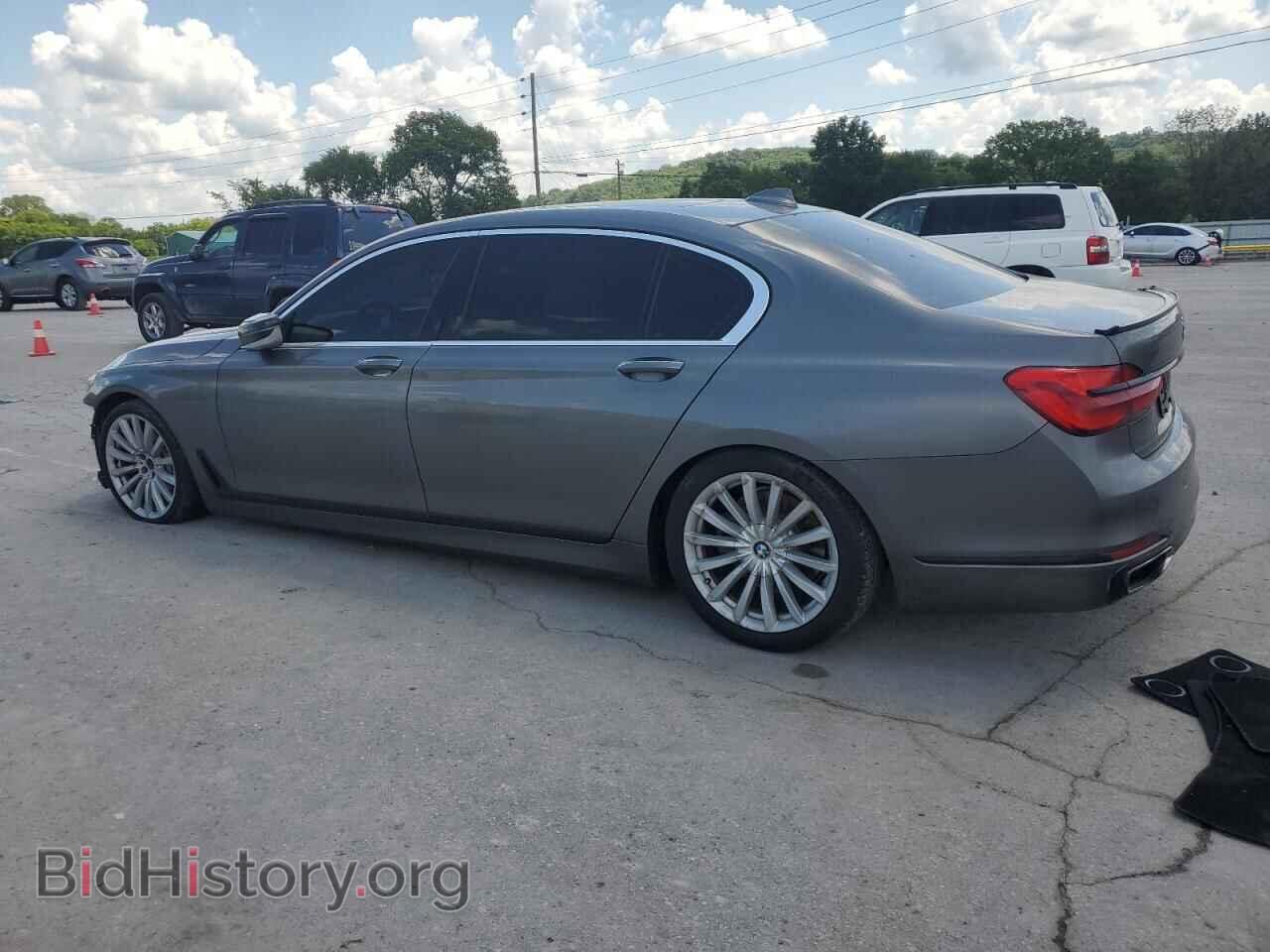 2016 BMW 7 SERIES - VIN: WBA7E2C51GG504204 - Фото 2