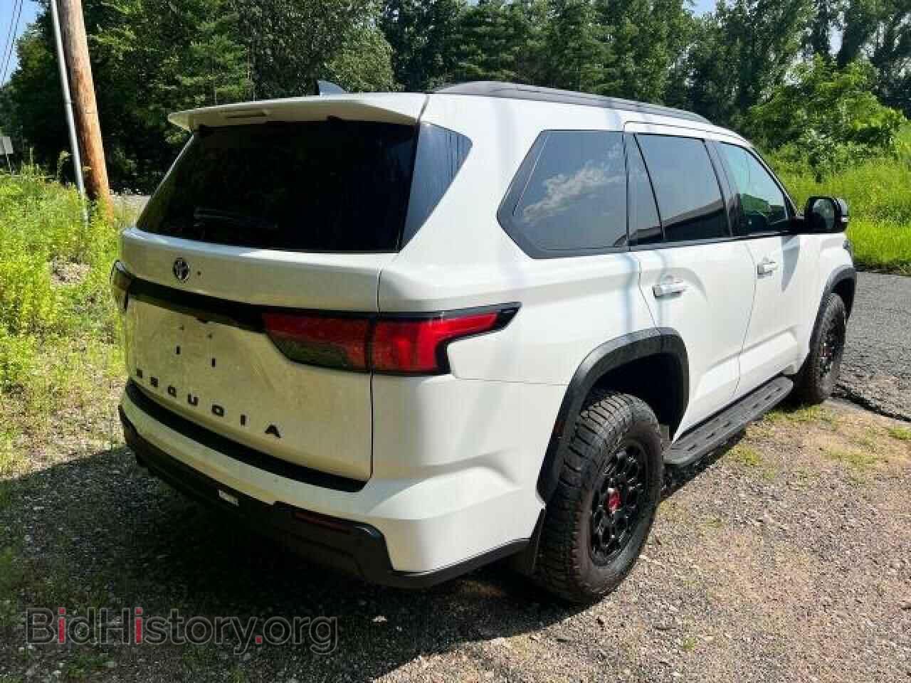 2023 TOYOTA SEQUOIA - VIN: 7SVAAABA9PX014810 - Фото 4