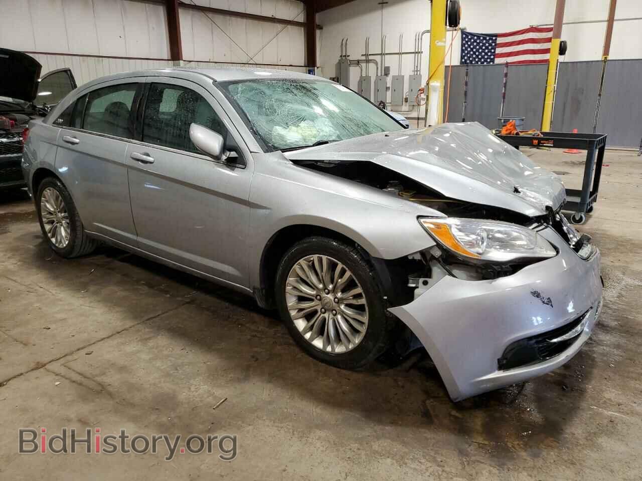 2013 CHRYSLER 200 - VIN: 1C3CCBAB0DN671424 - Фото 4