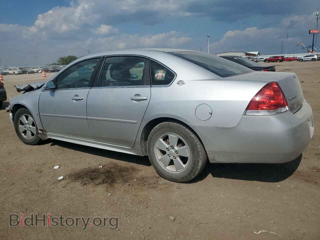 2009 CHEVROLET IMPALA - VIN: 2G1WT57K091302341 - Photo 2