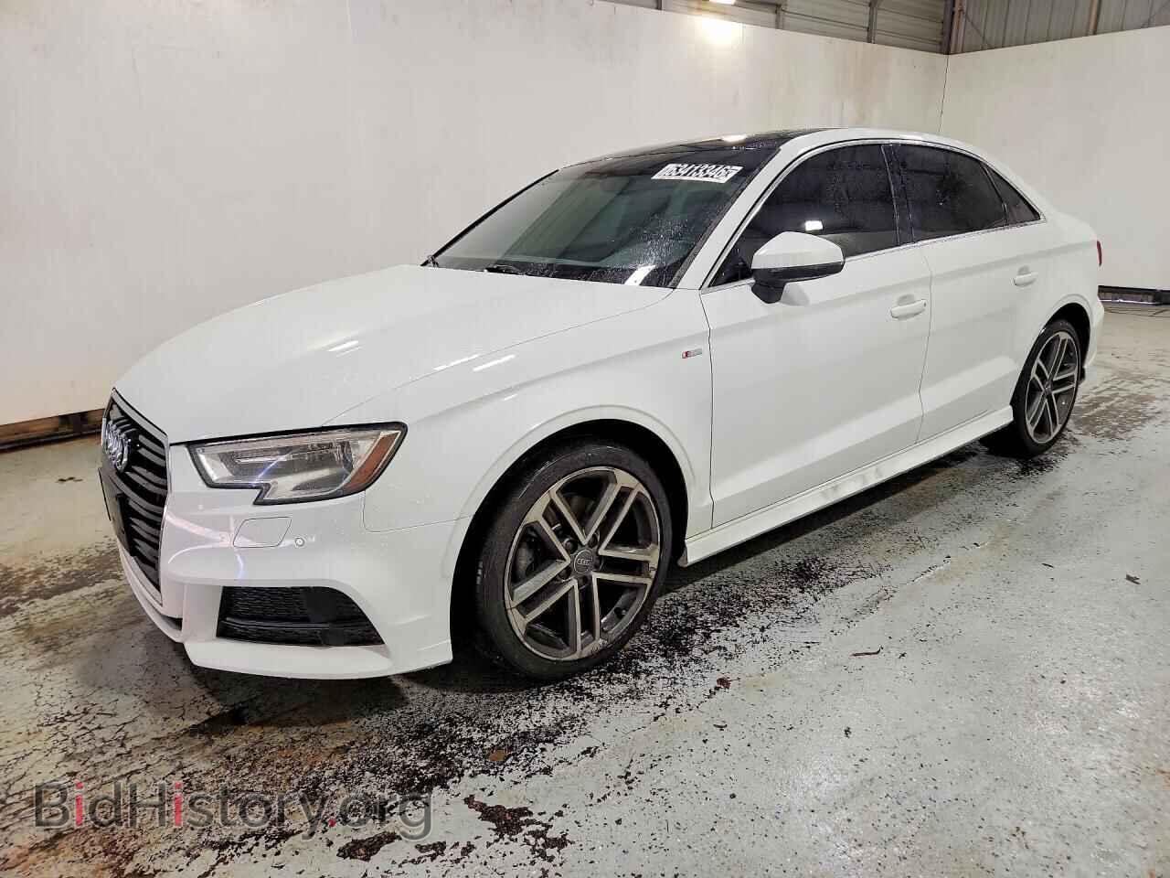 Фотография WAUJ8GFF9H1009686 - AUDI A3 2017
