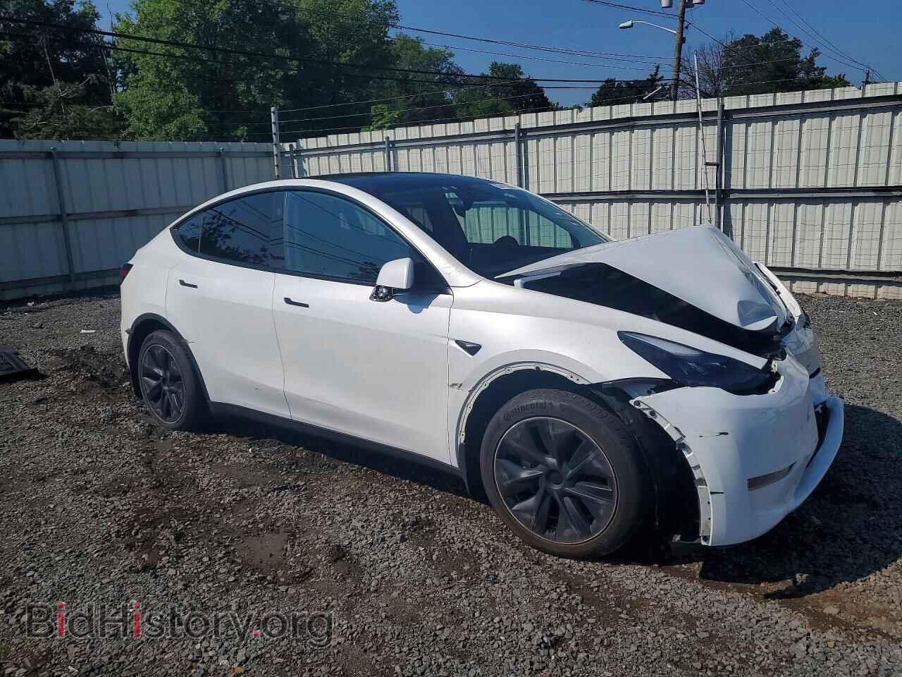 2024 TESLA MODEL Y - VIN: 7SAYGDEE7RA311739 - Photo 4